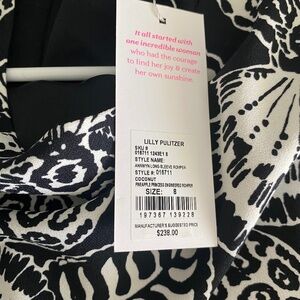 Lily pulitzer Romper size 8 Black and white print